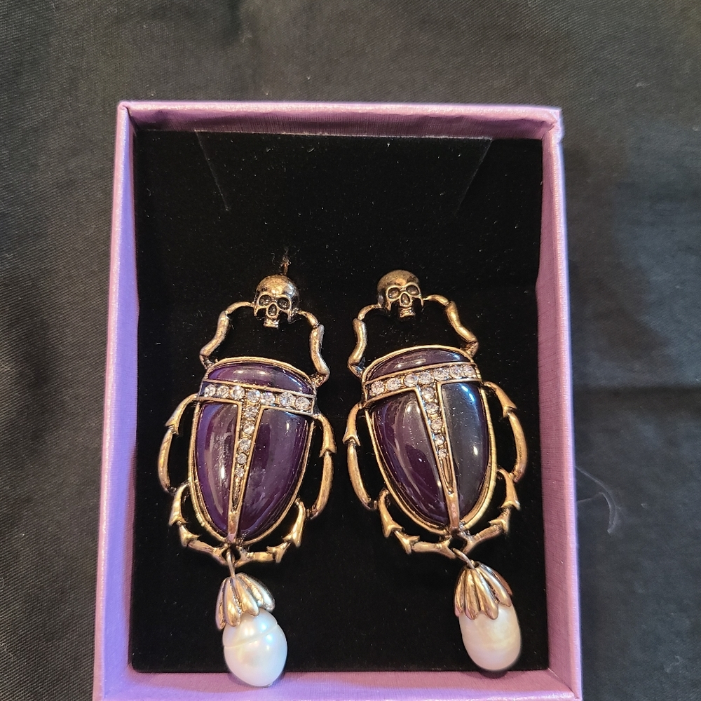 Vinty MOTHIES Purple Scarab Earrings